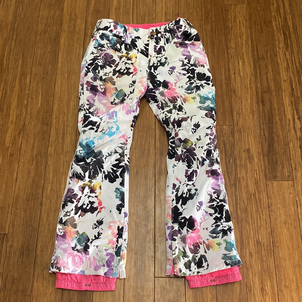 Snowboard pants